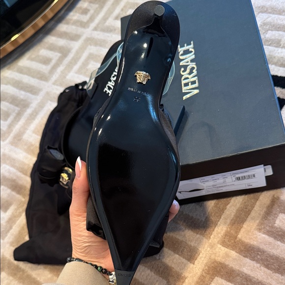 Versace
Alia 45mm slingback pumps - Picture 8 of 13